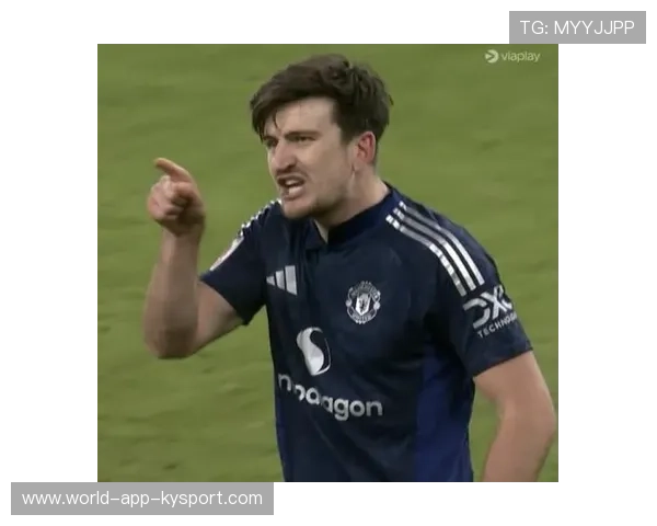 曼联马奎尔争顶与区域站位训练